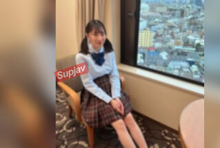 FC2PPV 4944105 最后一位作弊级美女再次穿着校服降临！天使还是女神？她的真面目在她首次露面时展现得淋漓尽致！